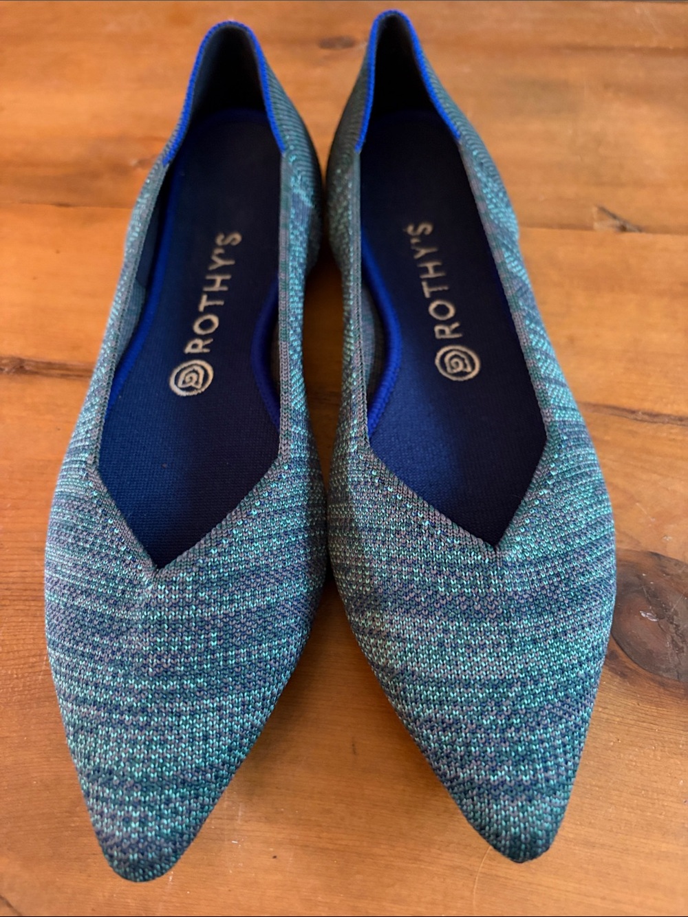 Rothy's Pointed Knit Flats in Aqua heather size 10